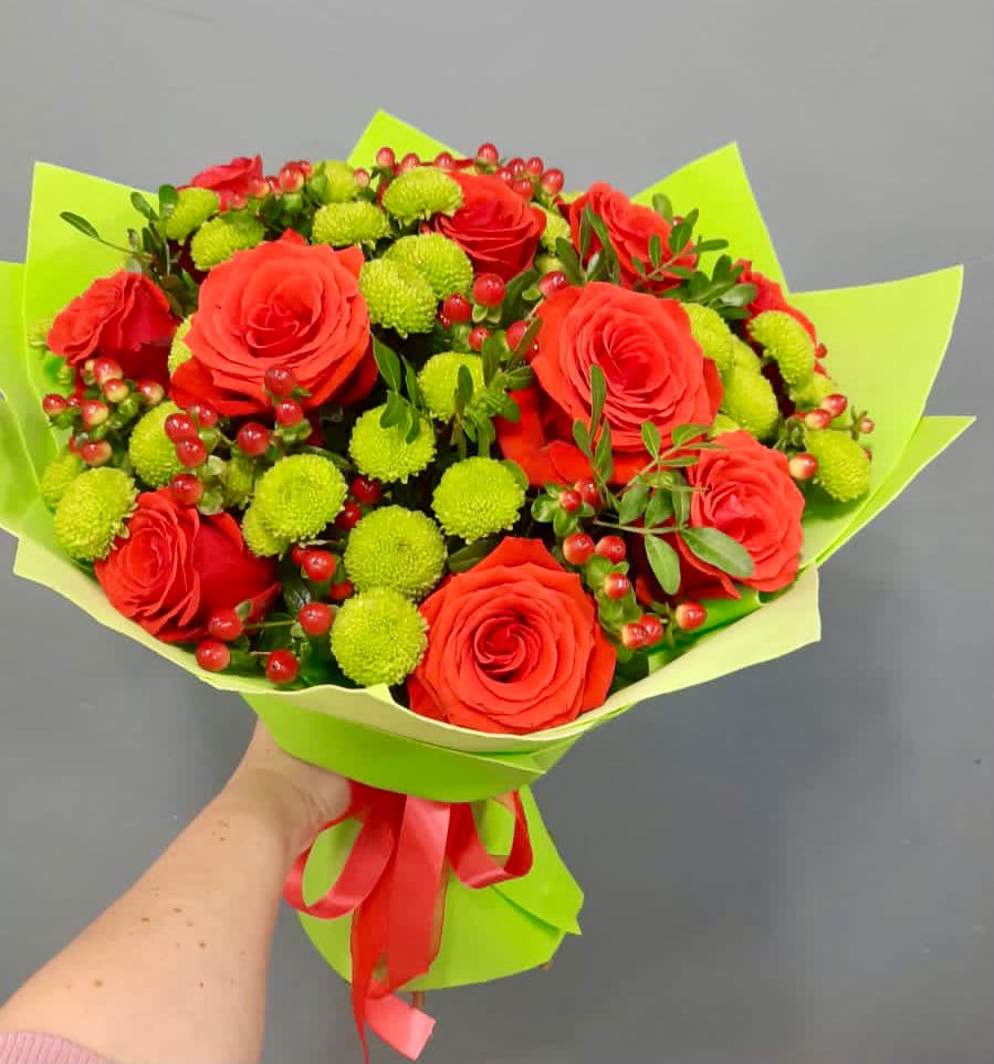 Букет цветов из: Хризантемы и Розы в Тельме