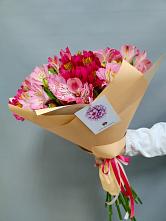 Букет цветов из:  Альстромерии в Тельме