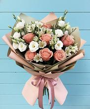 Букет цветов из:  Розы, Альстромерии и Лизиантусы в Тельме