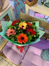 Букет цветов из:  Герберы, Хризантемы и Альстромерии #REPLACE_PRED# Тельме