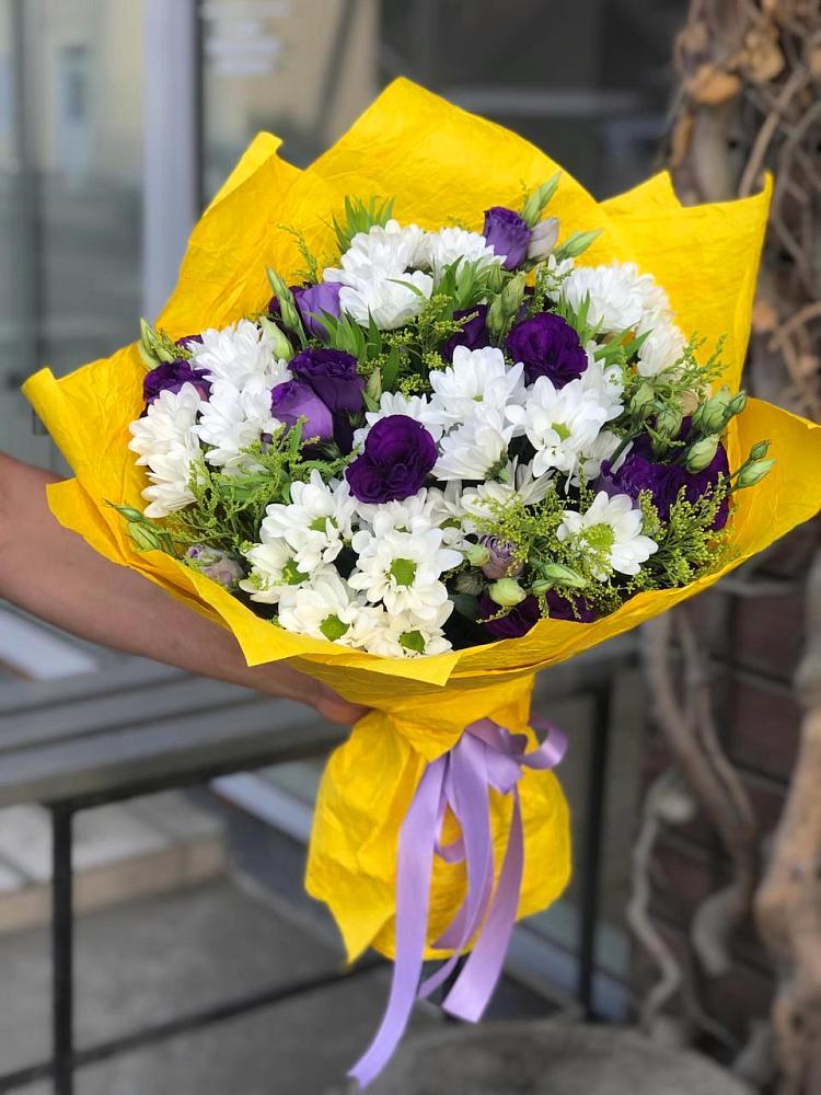 Букет цветов из: Ирисы, Хризантемы и Ромашки в Тельме