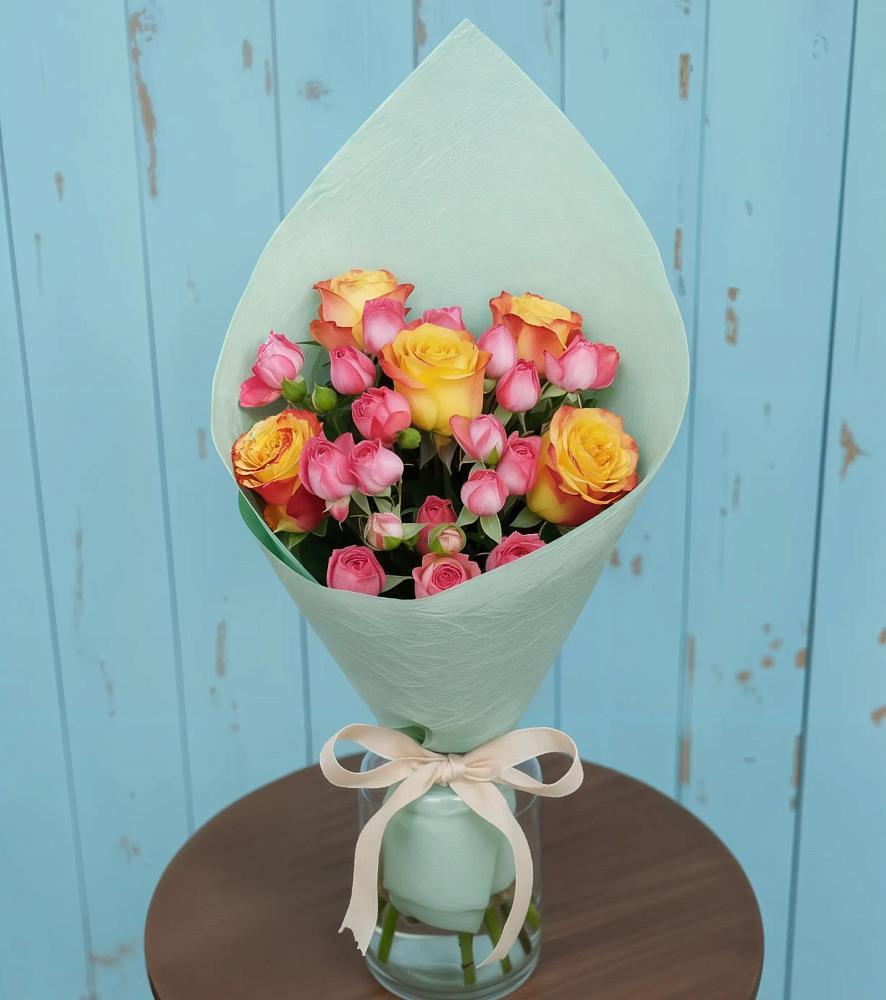 Букет цветов из: Розы в Тельме