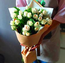 Букет цветов из:  Розы в Тельме