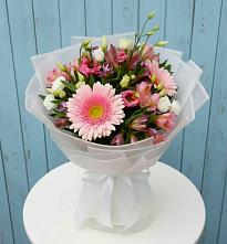 Букет цветов из:  Герберы, Альстромерии и Лизиантусы в Тельме