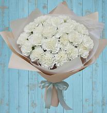 Букет цветов из:  Гвоздики в Тельме